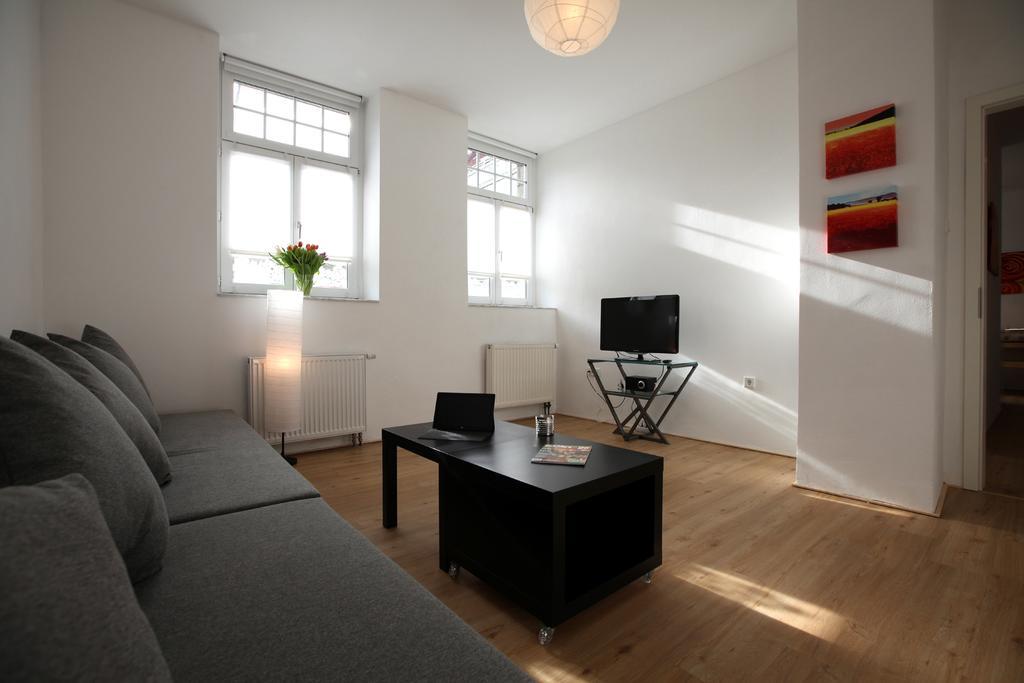 Ferienwohnung Apart-Coli Кёльн Номер фото